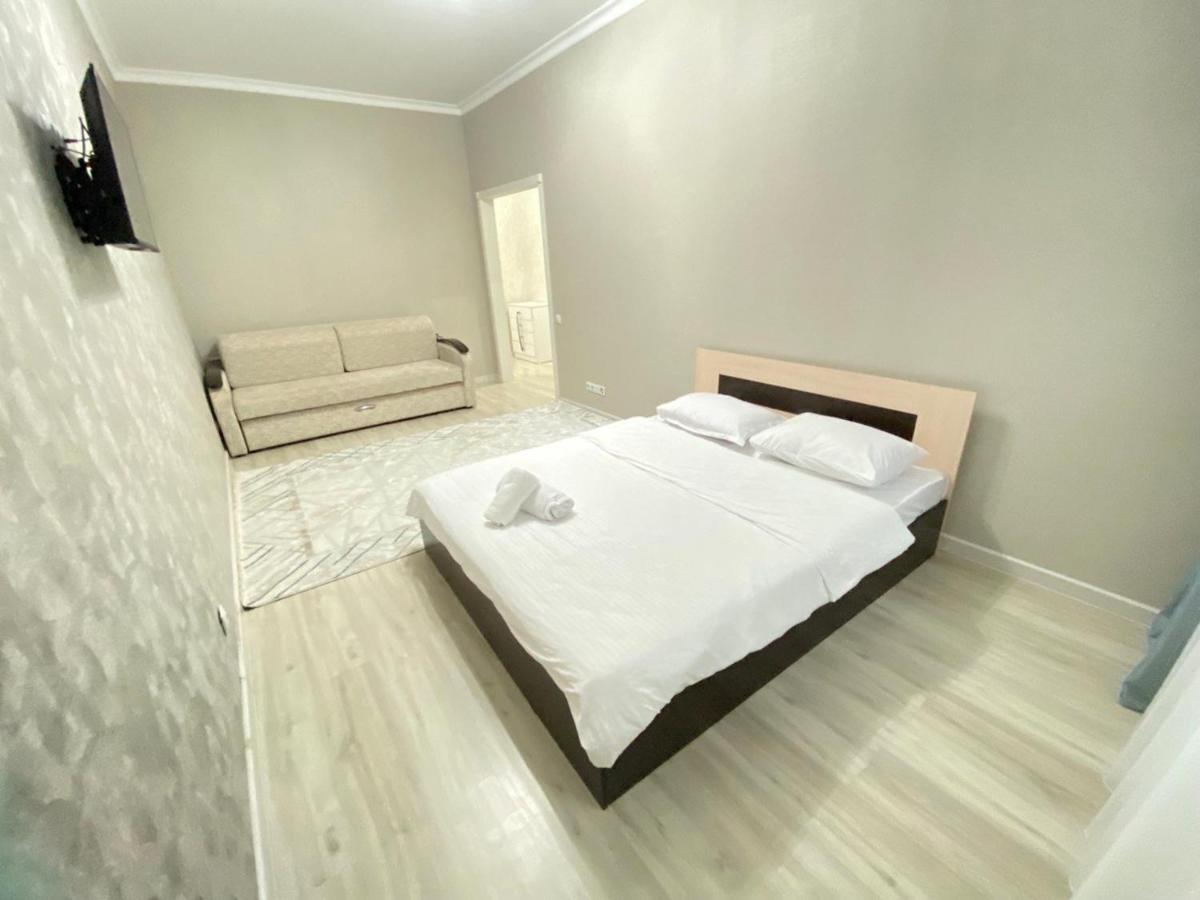 Whitehome In Panorama Park Astana Luaran gambar