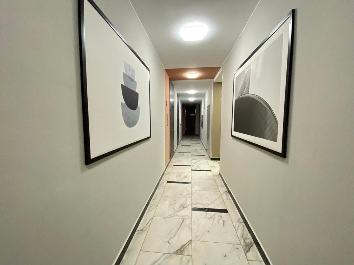 Whitehome In Panorama Park Astana Luaran gambar